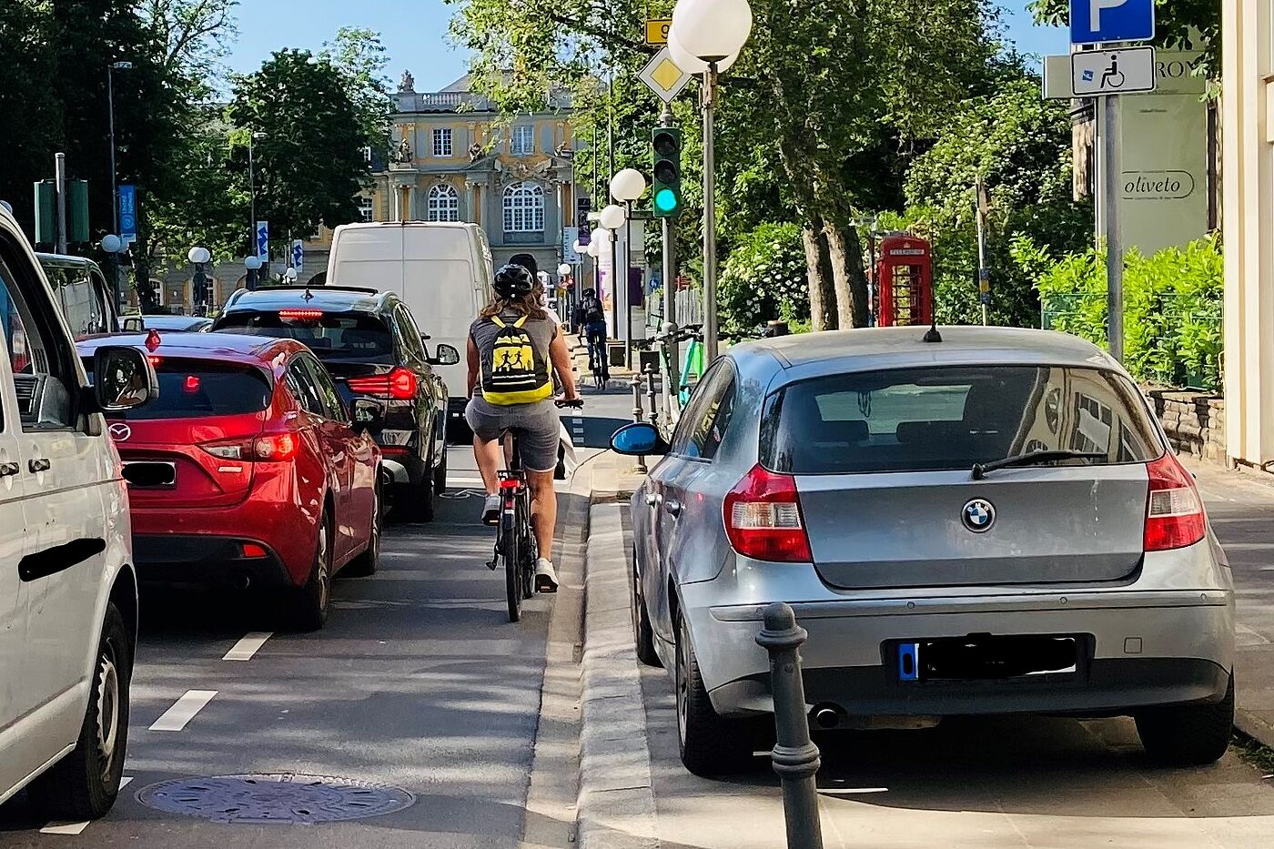 Bild Adenauerallee